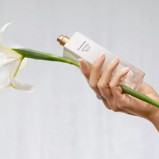 Elizabeth Arden White Tea EDT Spray - Image 3