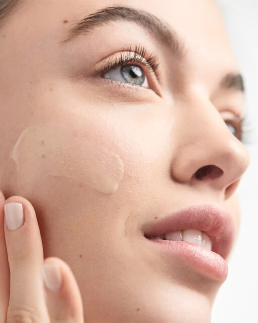 Clinique Dramatically Different Moisturizing Lotion+™ - Image 6