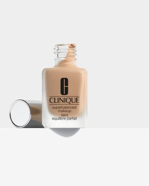 Clinique Superbalanced™ Makeup - Image 2