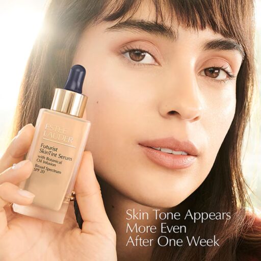 Estee Lauder Futurist SkinTint Serum Foundation With Botanical Oil Infusion SPF 20 - Image 3