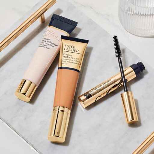 Estee Lauder Futurist Hydra Rescue Moisturizing Foundation SPF 45 - Image 4