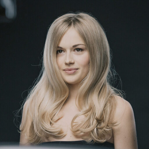 Hair Rituel By Sisley Revitalizing Volumizing Shampoo with Camellia Oil - Image 4