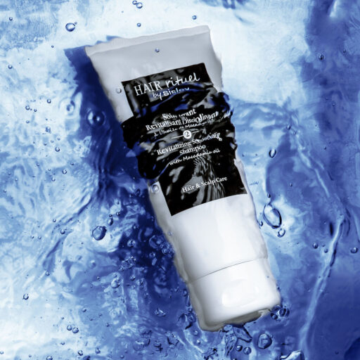 Hair Rituel by Sisley Revitalizing Smoothing Shampoo with Macadamia Oil - Image 5