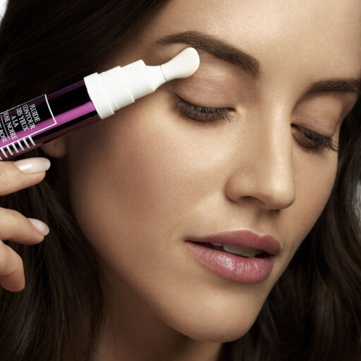 Sisley Paris Black Rose Eye Contour Fluid - Image 4