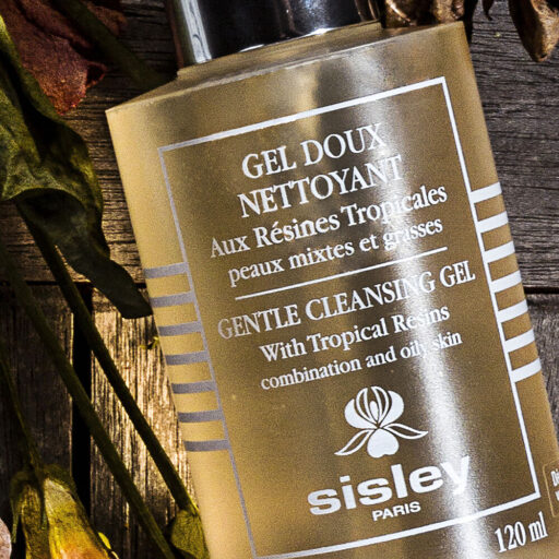 Sisley Paris Gentle Cleansing Gel With Tropical Resins - Image 2