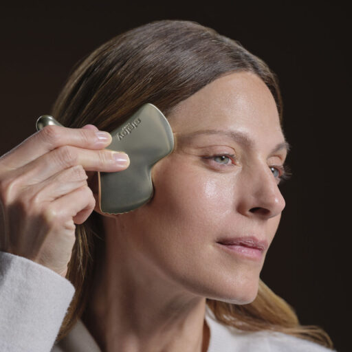 Sisley Paris Ginkgo Gua Sha - Image 4