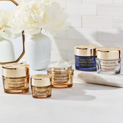 Estee Lauder Revitalizing Supreme+ Bright Radiance Power Soft Creme Moisturizer - Image 4