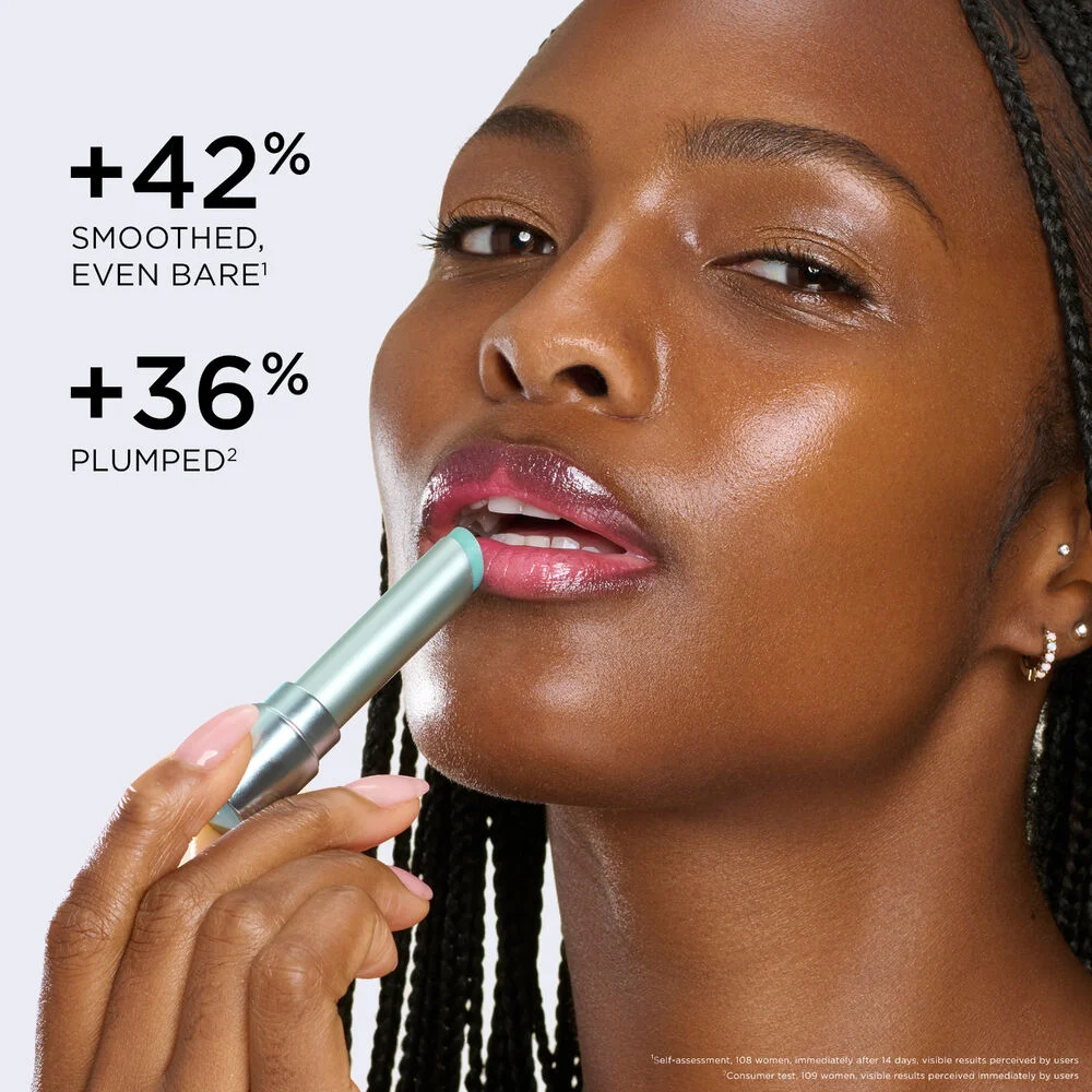 Clarins Cryo-Plumping Lip Oil Balm - Image 3