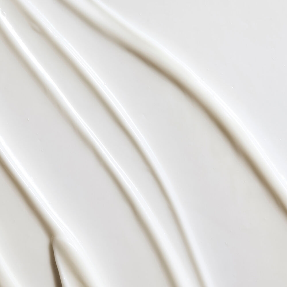 Clarins Masvelt Advanced Body Firming + Shaping Cream - Image 5